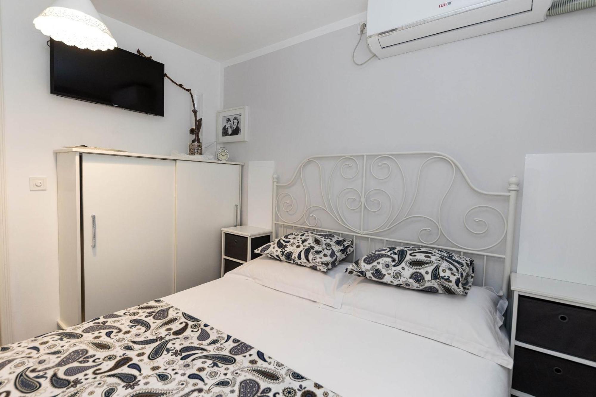Apartment Erik Crikvenica Bagian luar foto